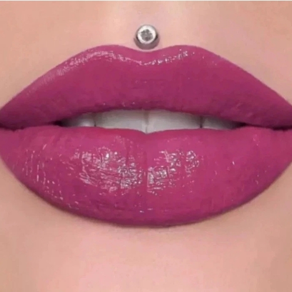 Jeffree Star Other - Jeffree Star Cosmetics Supreme Gloss Pink Lip Gloss MORE THAN FRIENDS NIB
